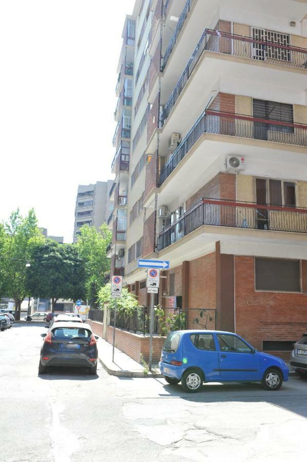 Appartement Casa Sarahouse à Tarente Extérieur photo