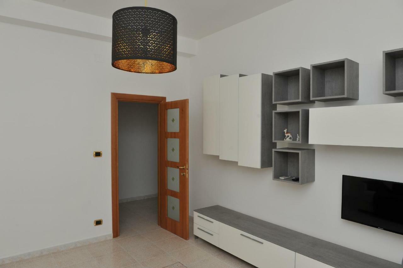Appartement Casa Sarahouse à Tarente Extérieur photo